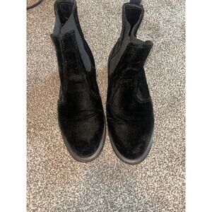 Dr. Martens Flora Suede Chelsea Boots Size 8